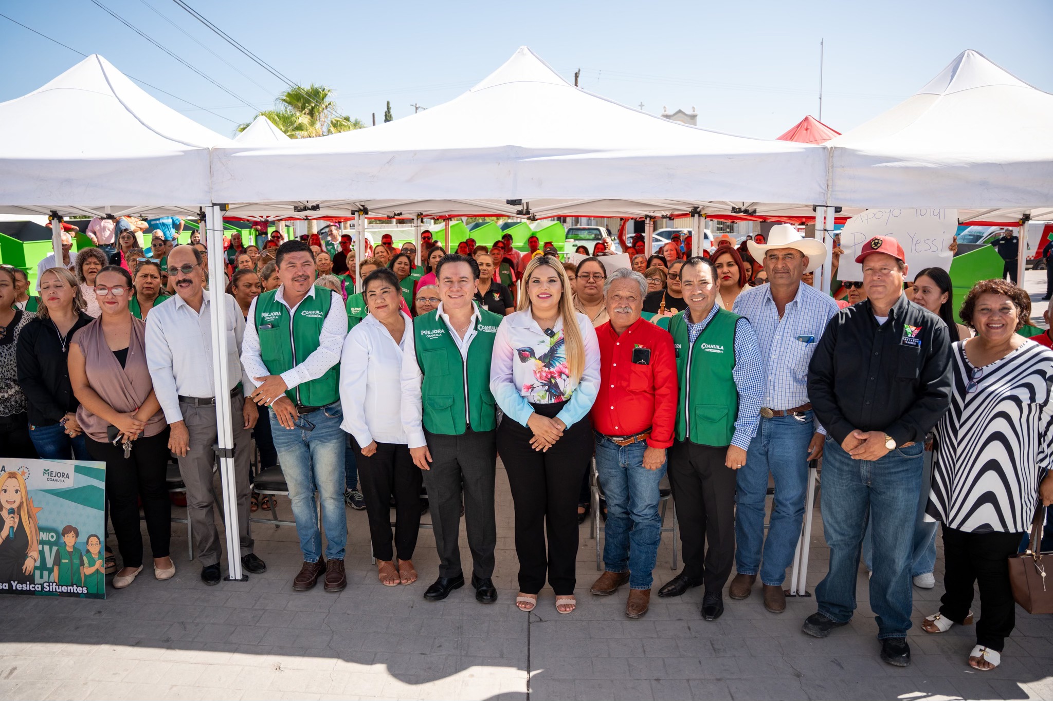 >COMPROMISO CUMPLIDO: ENTREGA YESICA SIFUENTES CAMIÓN RECOLECTOR Y CONTENEDORES EN CASTAÑOS
