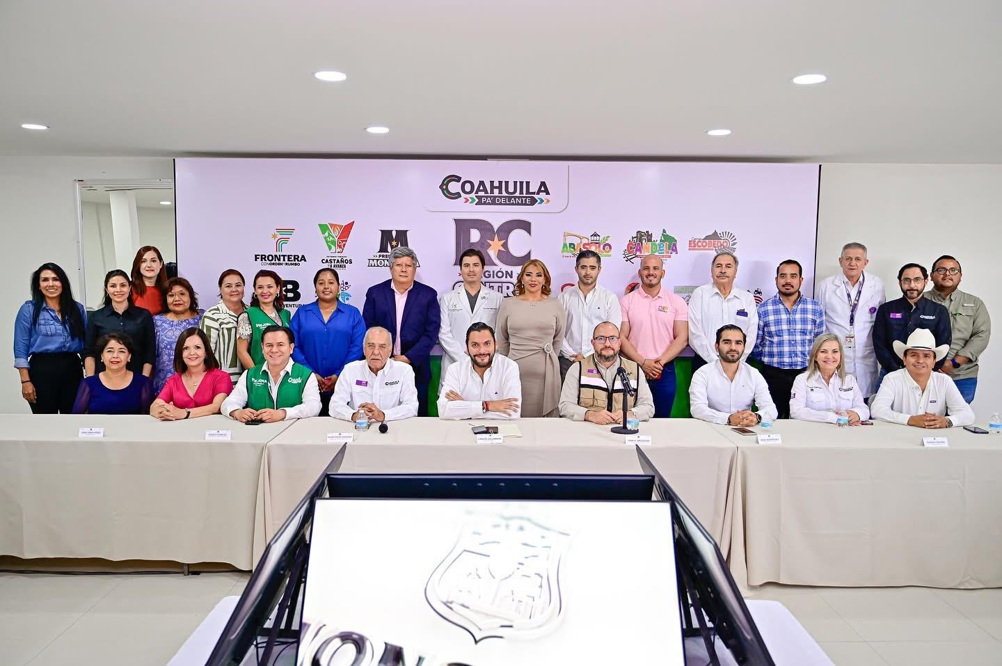 Carlos Villarreal encabezó el arranque en Monclova de la estrategia de salud