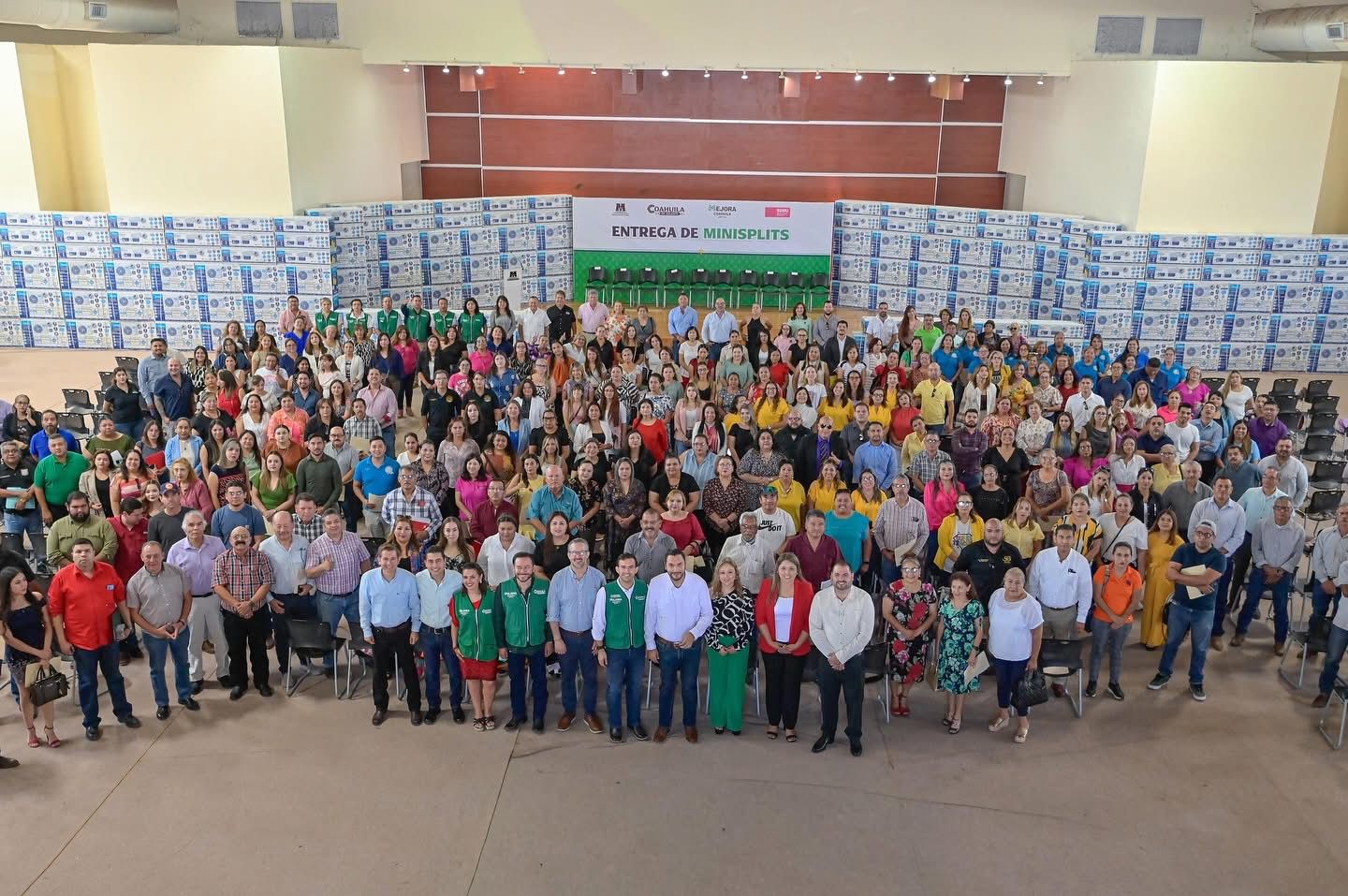 Manolo Jiménez y Carlos Villarreal impulsan la educación básica en Monclova