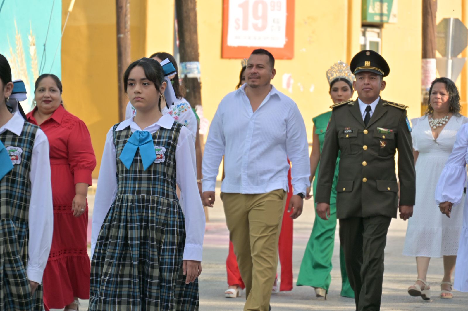 >AUTORIDADES DE SAN BUENAVENTURA CONMEMORAN EL 16 DE SEPTIEMBRE CON DESFILE Y CEREMONIA CÍVICA
