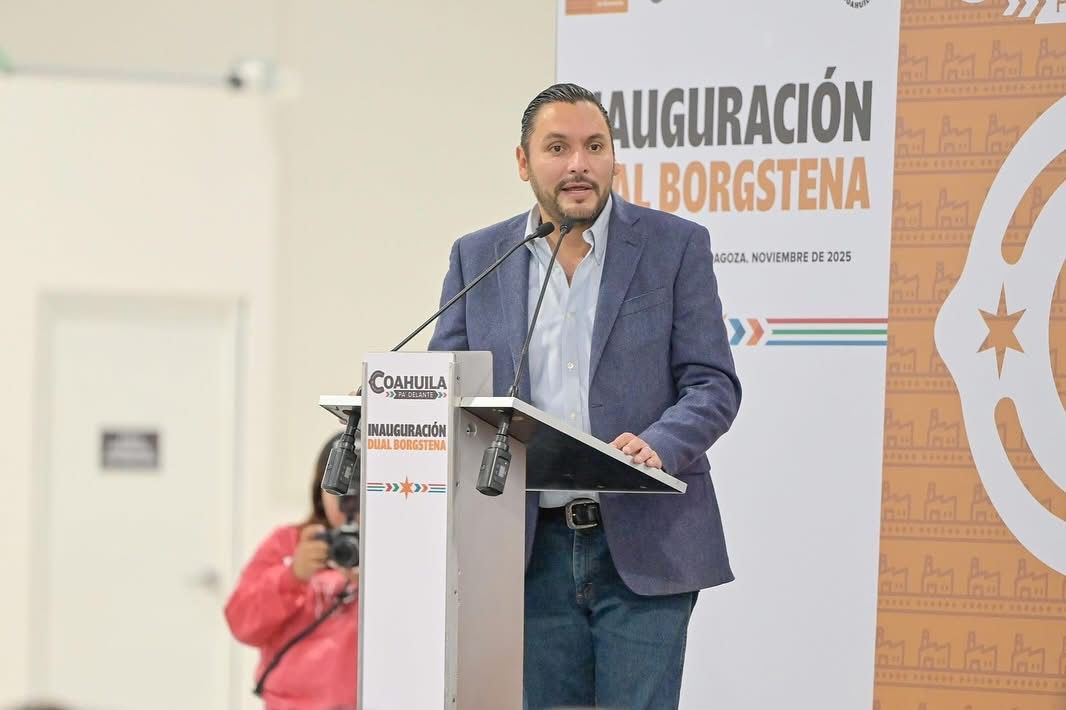 Manolo Jiménez y Carlos Villarreal inauguran planta de Dual Borgstena