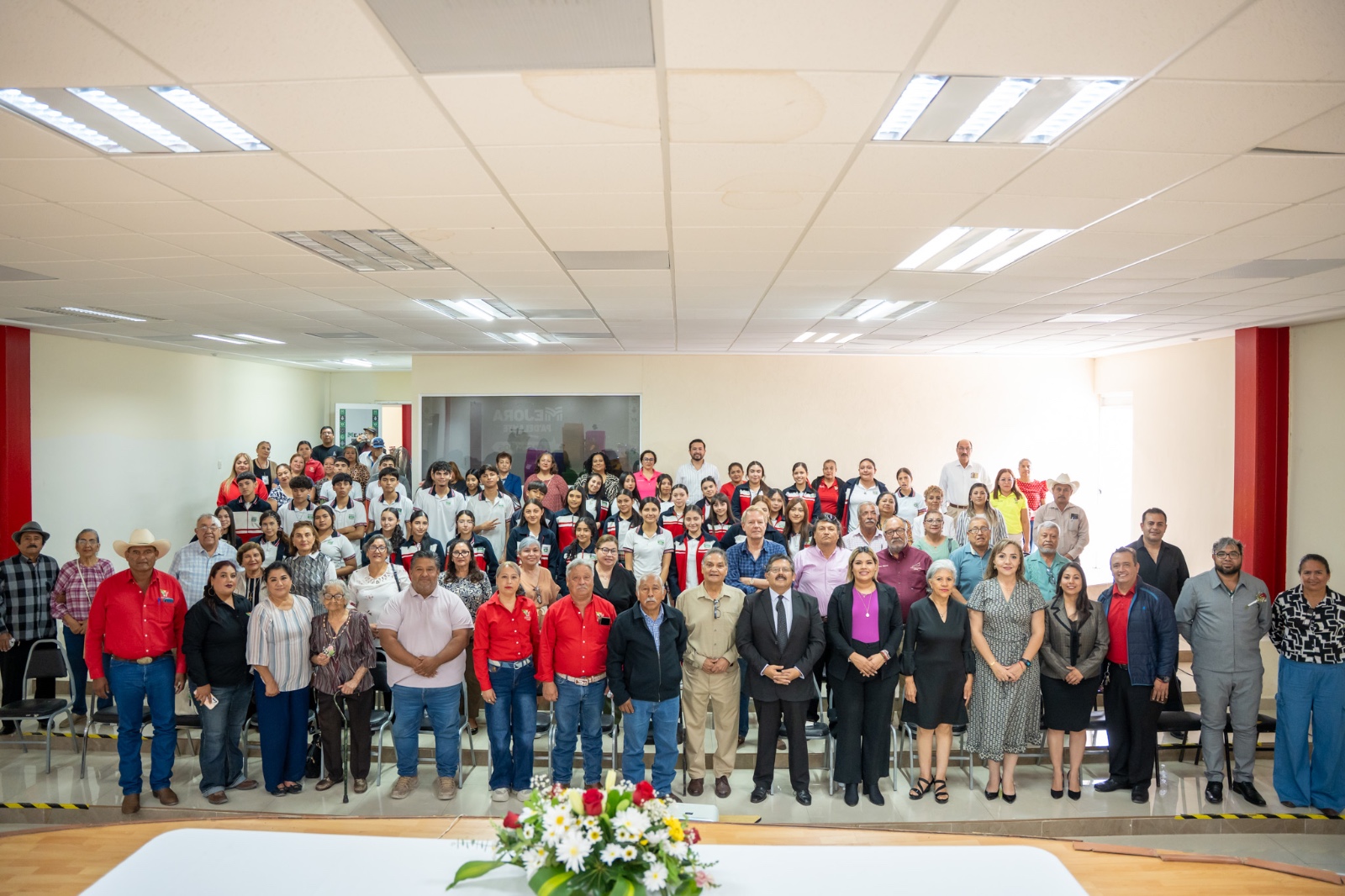 >CASTAÑOS CELEBRA SU HISTORIA CON CONFERENCIA Y EXPOSICIÓN FOTOGRÁFICA