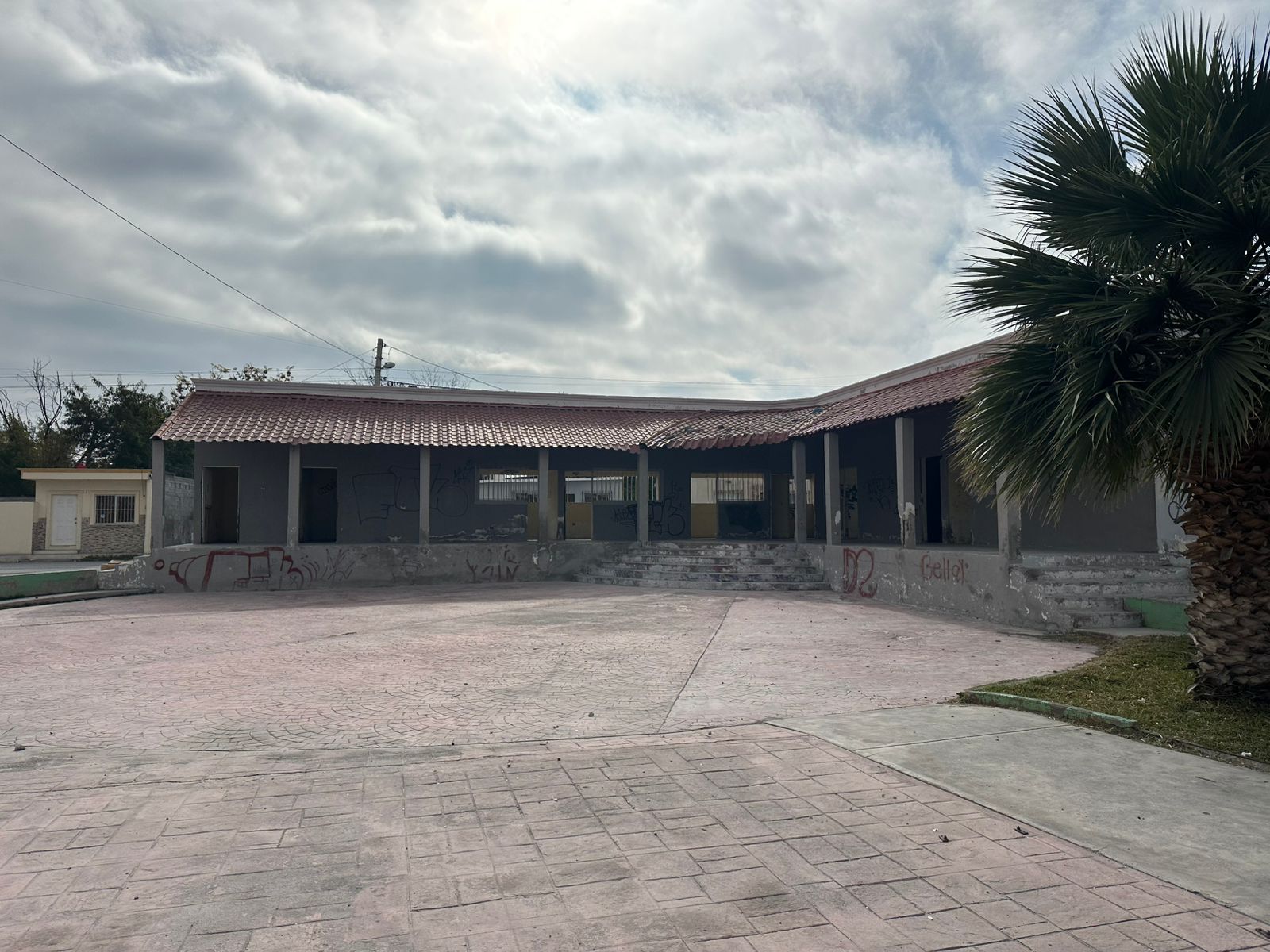 >Anuncia Sari Pérez rehabilitación de Centro Comunitario y mega brigada de limpieza en la San Cristóbal