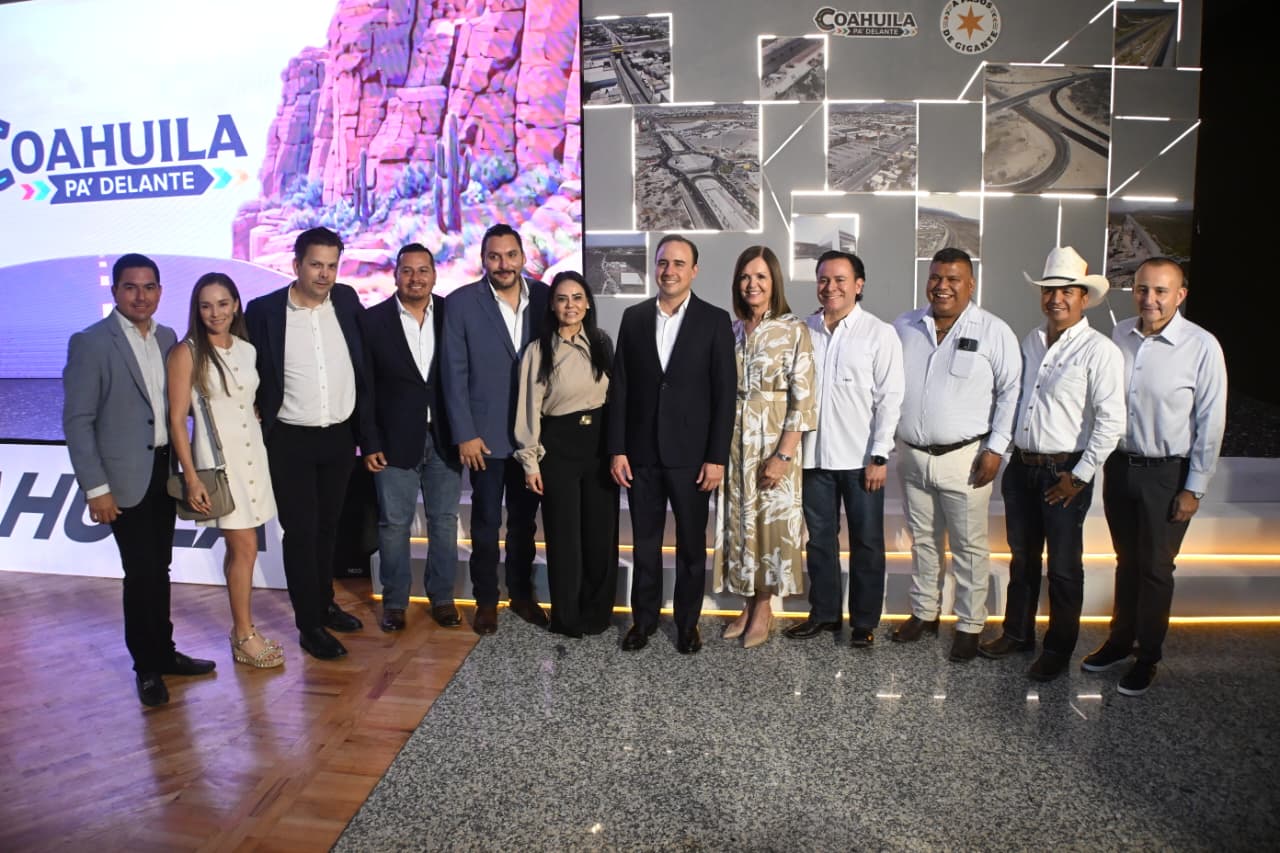 >Sari Pérez participa en presentación de Megaobras de Manolo Jiménez